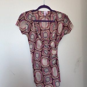 Sweet Pea Short Sleeve Wrap Top